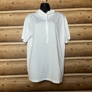5/$30 Roundtree & yorke women short sleeve white hoodie sweatshirt size M